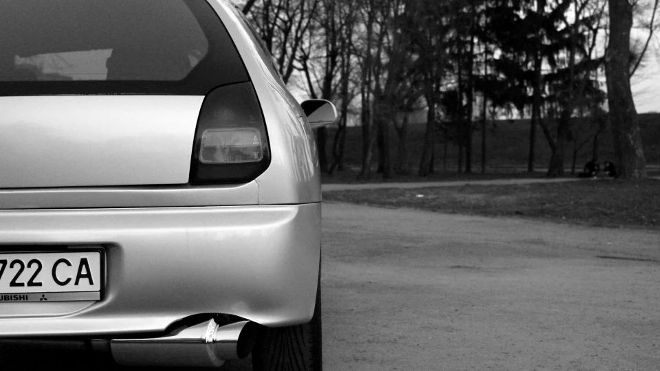 Mitsubishi Colt Зброя ближнього бою 3