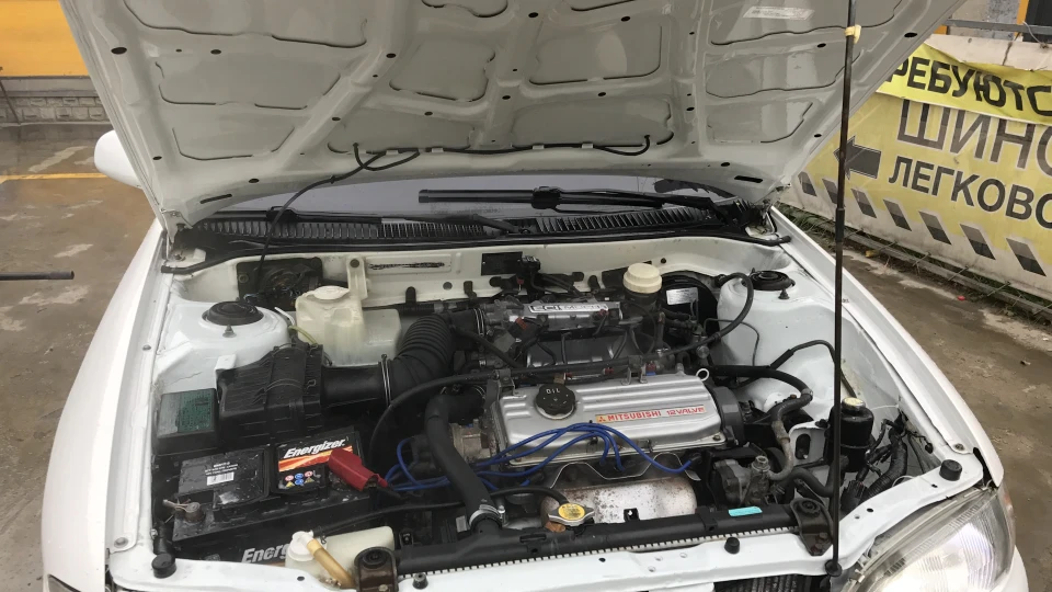 Mitsubishi Colt (Поджопник на зиму) 2