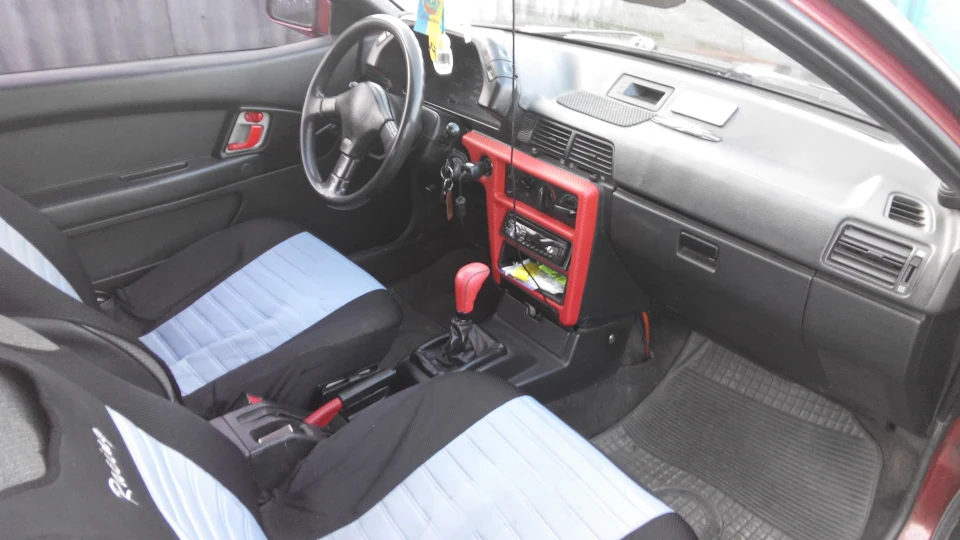 Mitsubishi Colt ракета торпеда 3
