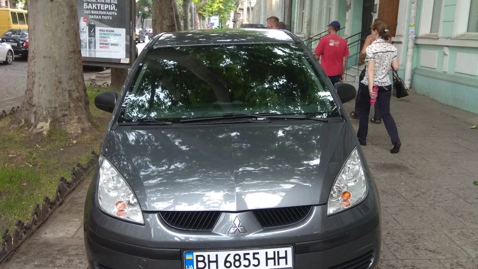 Mitsubishi Colt Скажений Бобрик 4