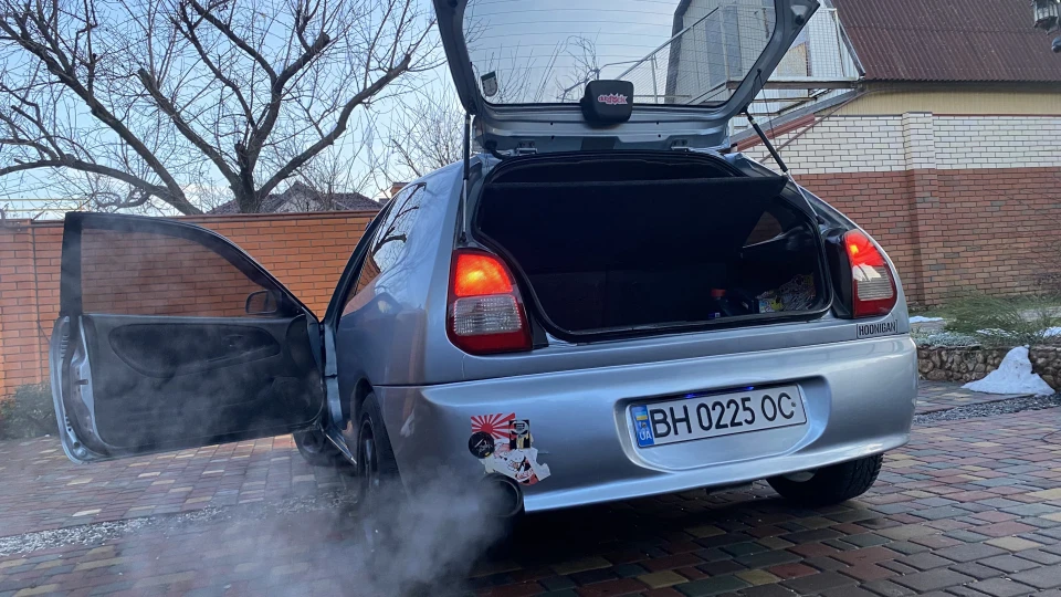 Mitsubishi Colt SKY 5