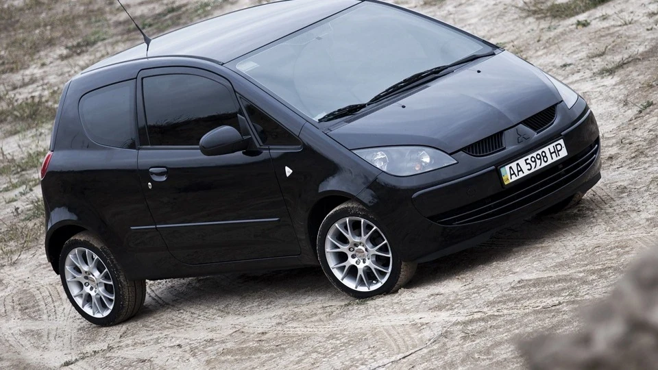 Mitsubishi Colt Вухатий розбійник 4