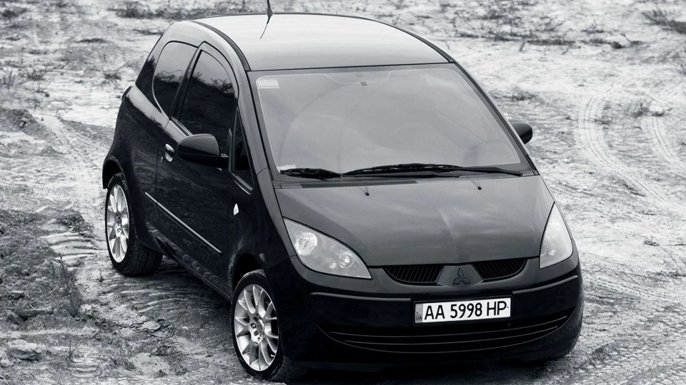 Mitsubishi Colt Вухатий розбійник 5