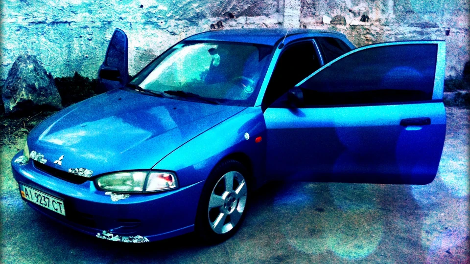Mitsubishi Colt VOLT 3