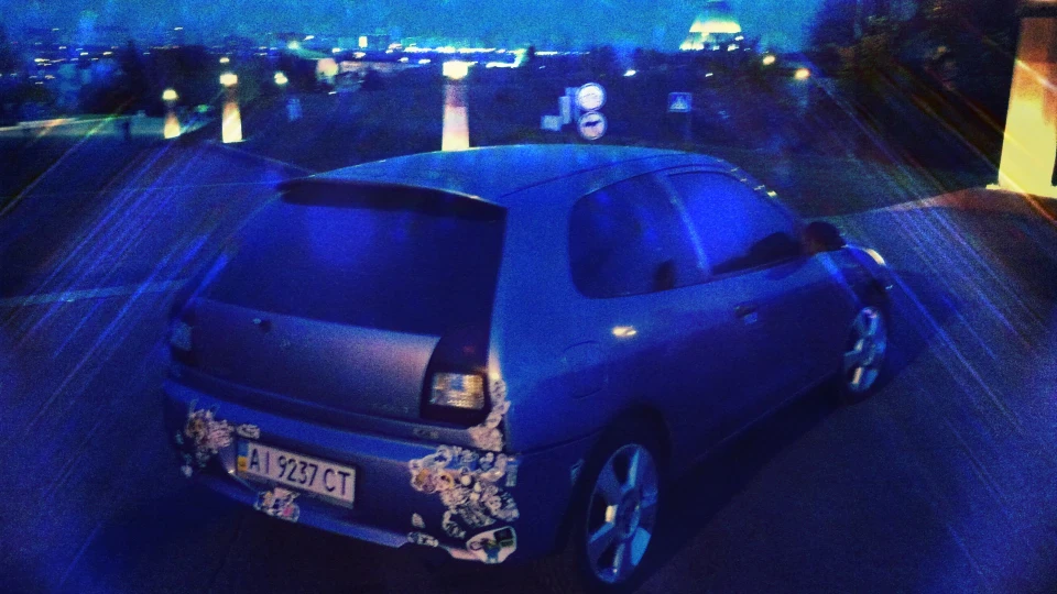 Mitsubishi Colt VOLT 4