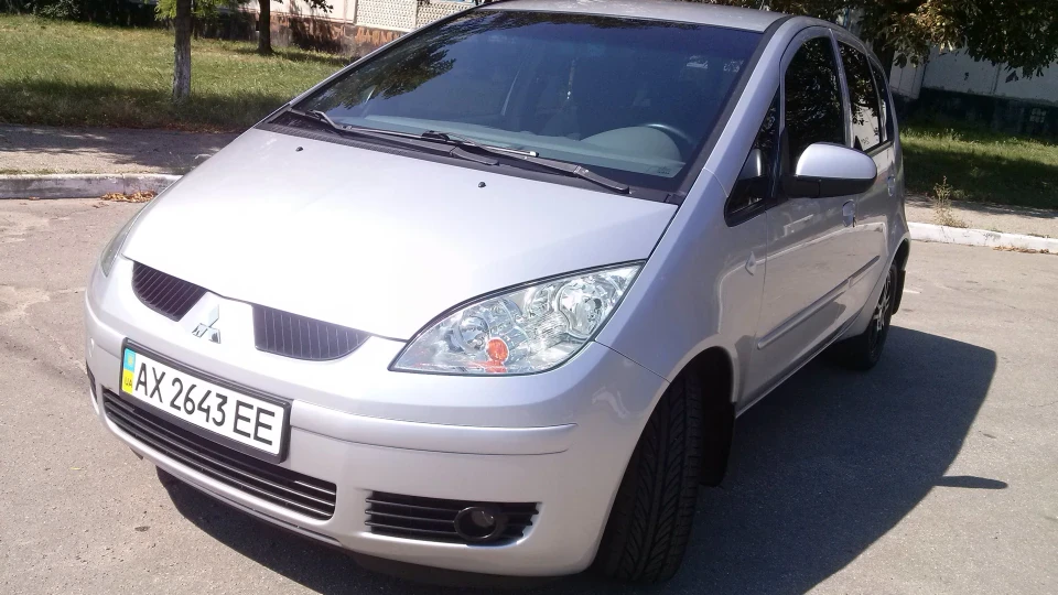 Mitsubishi Colt вжжжик 2