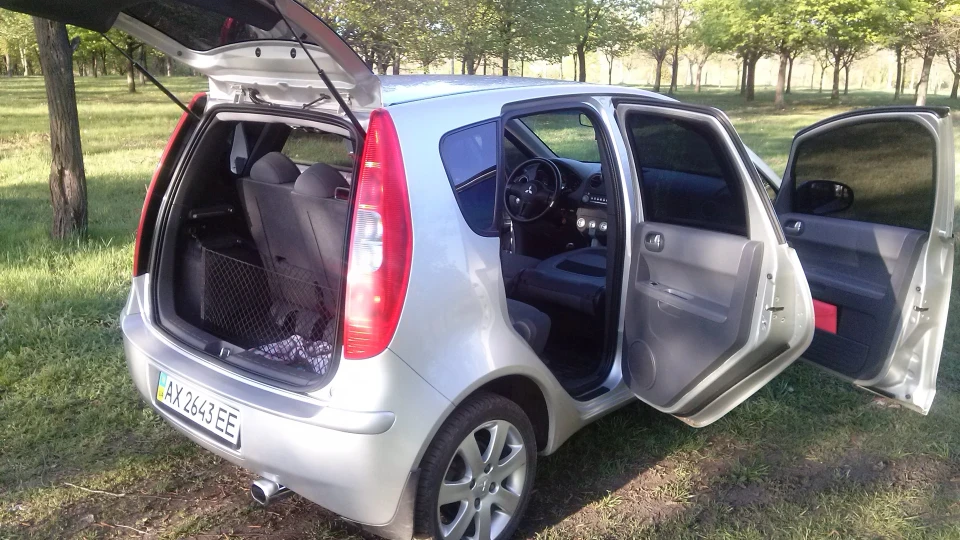 Mitsubishi Colt вжжжик 3