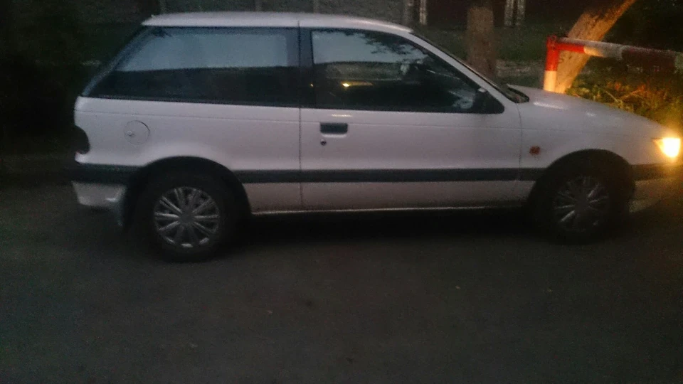 Mitsubishi Colt Жовоз 2