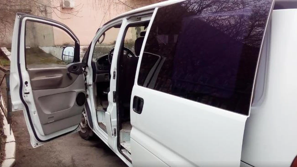 Mitsubishi Delica 2,5 ТD 3