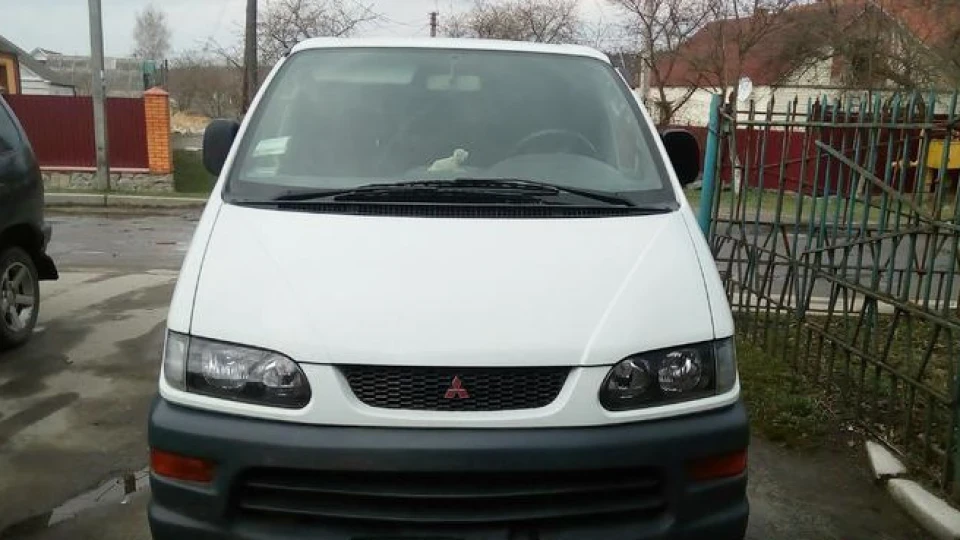 Mitsubishi Delica 2,5 ТD 4