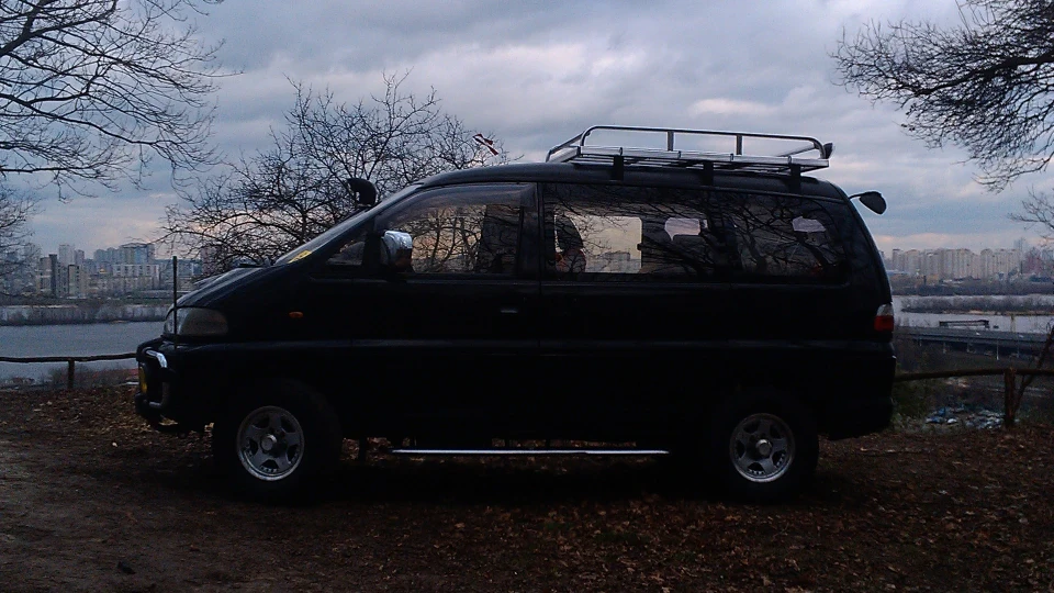 Mitsubishi Delica 2,8 4