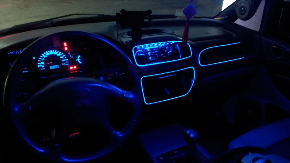 Mitsubishi Delica зробив на 2,4 5
