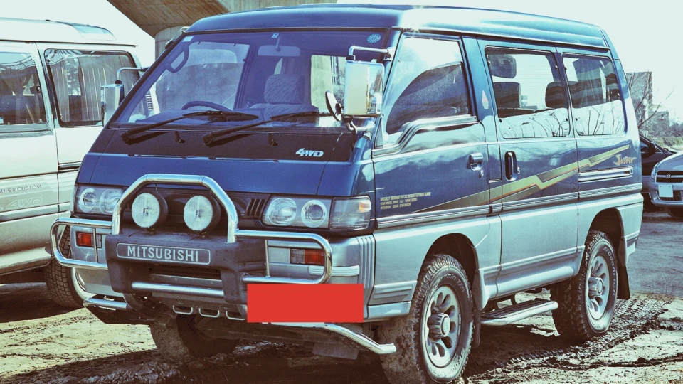 Mitsubishi Delica Death 4x4