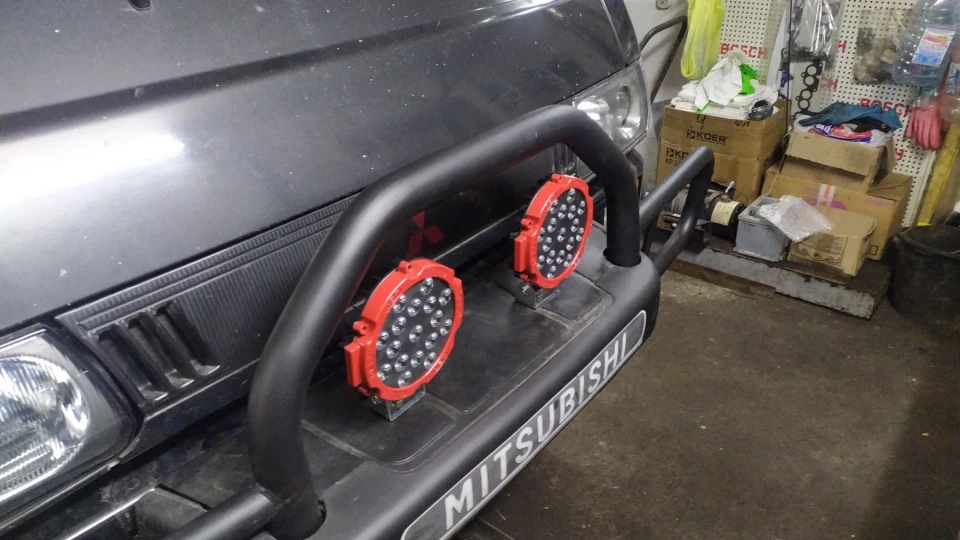 Mitsubishi Delica Цегла 2