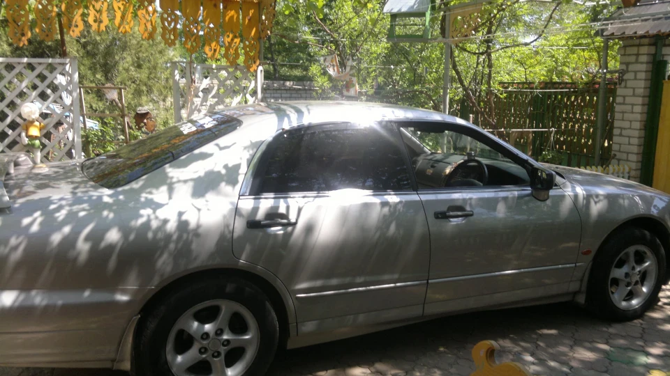 Mitsubishi Diamante