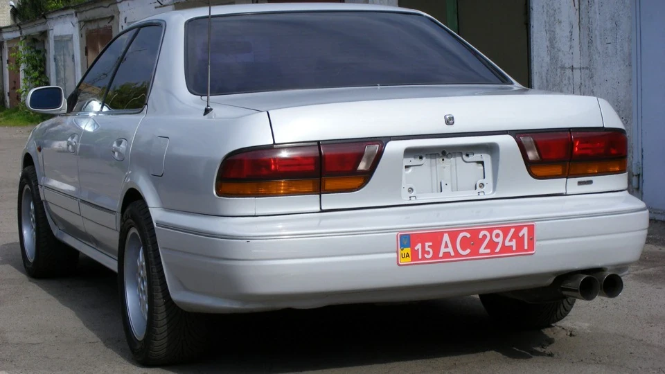 Mitsubishi Diamante 3.0 V6 R-SE 3