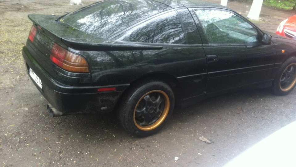 Mitsubishi Eclipse 4