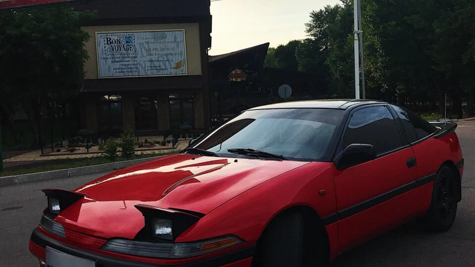 Mitsubishi Eclipse 4