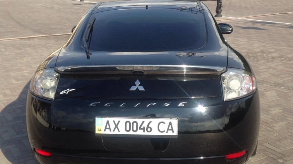 Mitsubishi Eclipse 2