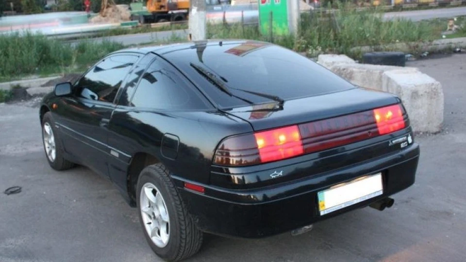 Mitsubishi Eclipse 2