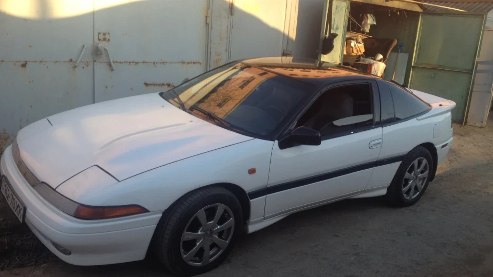 Mitsubishi Eclipse 2