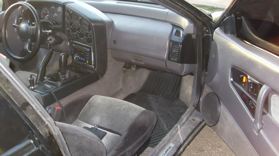 Mitsubishi Eclipse 2.0 турбо 3