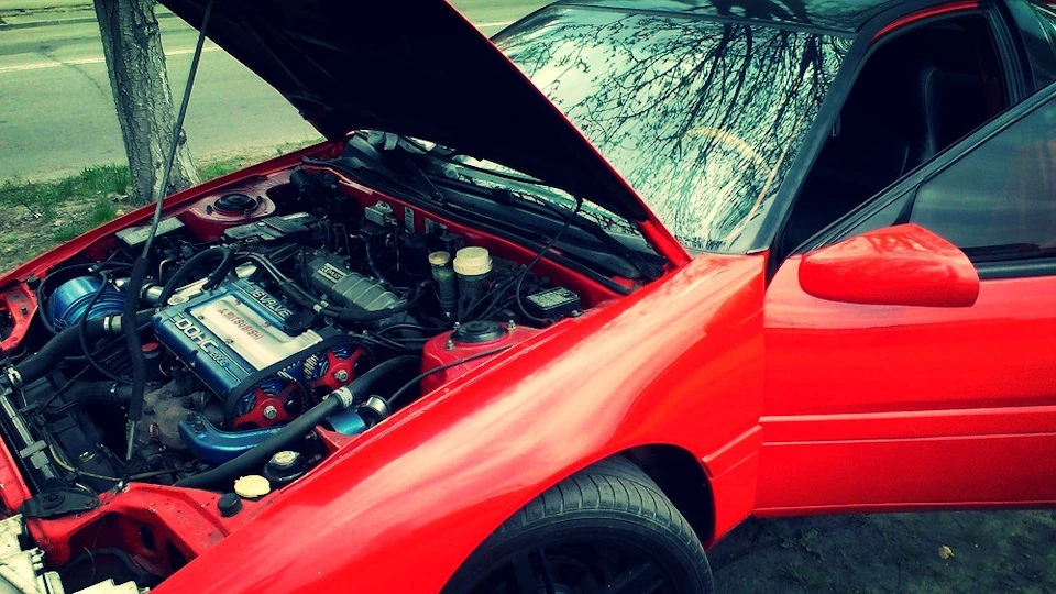 Mitsubishi Eclipse 2.0 турбо 4
