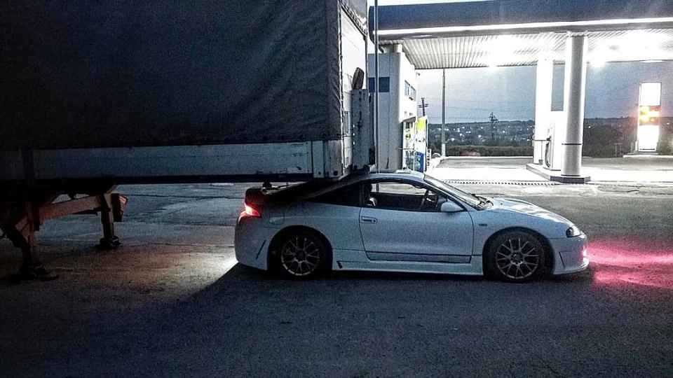 Mitsubishi Eclipse Amethyst 3