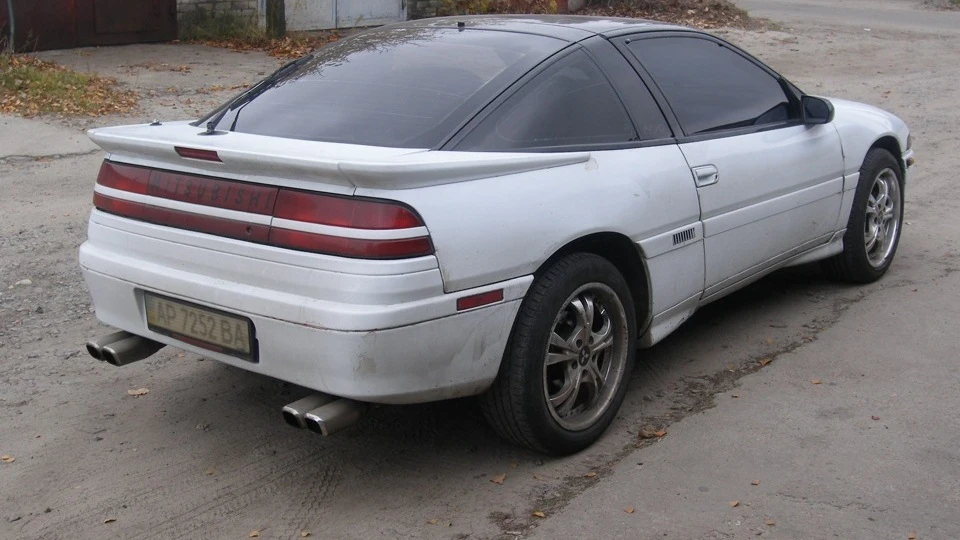 Mitsubishi Eclipse колишня блондинка 5