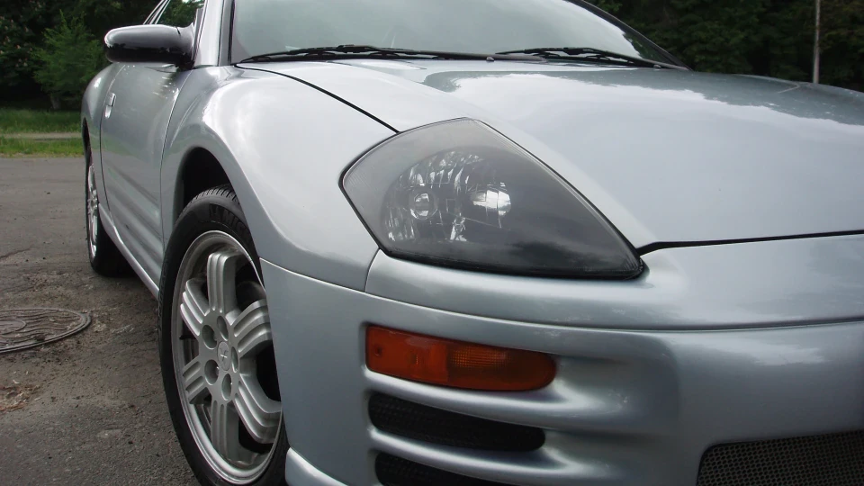Mitsubishi Eclipse Frost 2