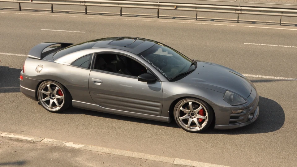 Mitsubishi Eclipse GST 2