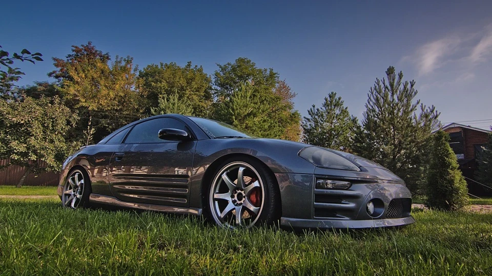 Mitsubishi Eclipse GST 3