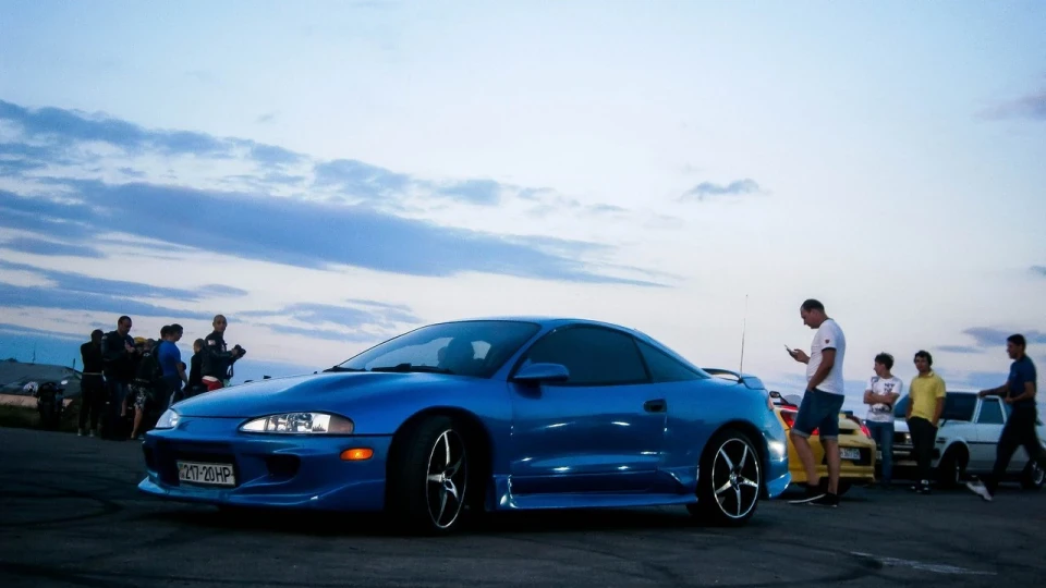 Mitsubishi Eclipse Голочка