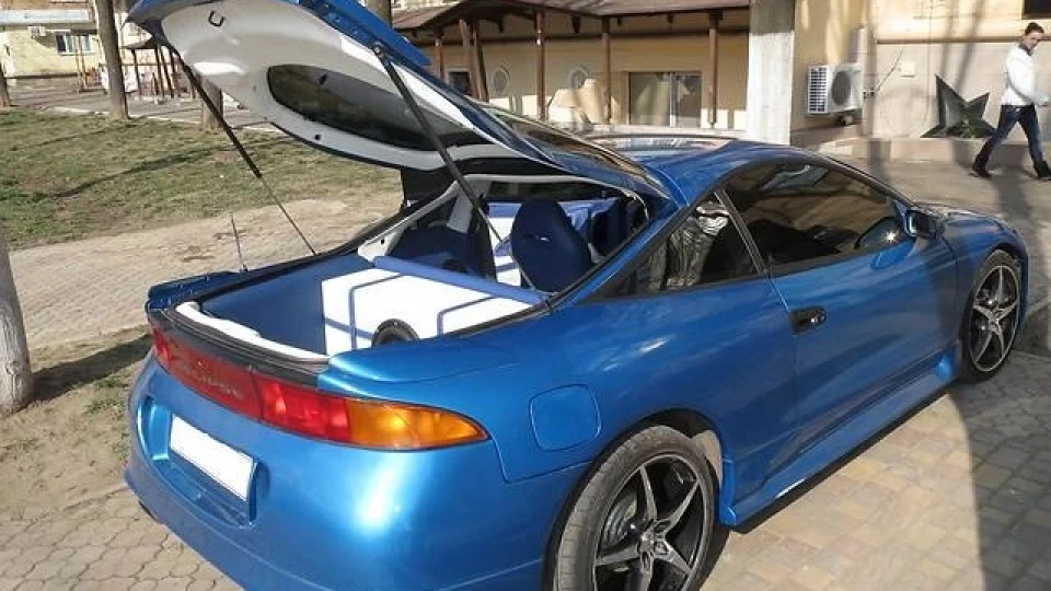 Mitsubishi Eclipse Голочка 4