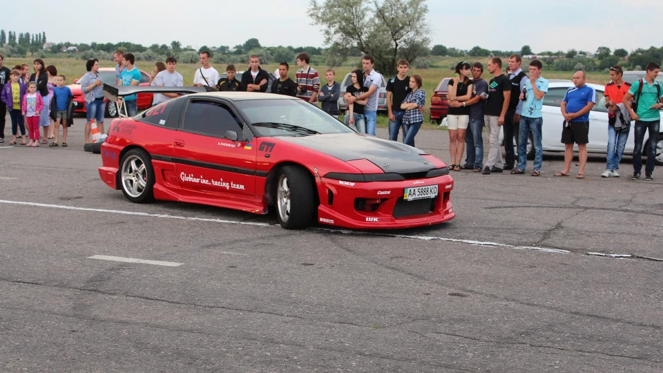 Mitsubishi Eclipse Клепа 2