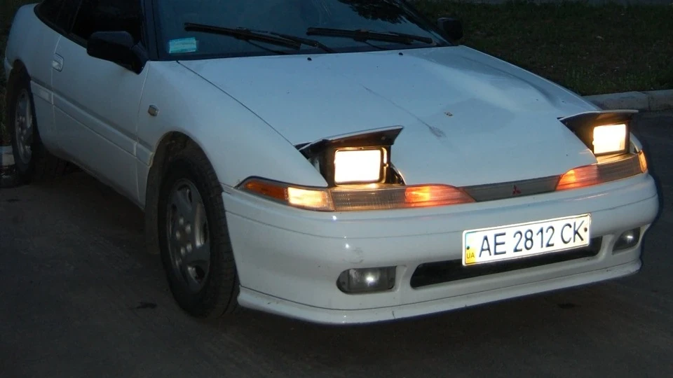 Mitsubishi Eclipse Кнопа) 4