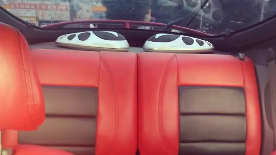Mitsubishi Eclipse червоний металік2.0турбо 5
