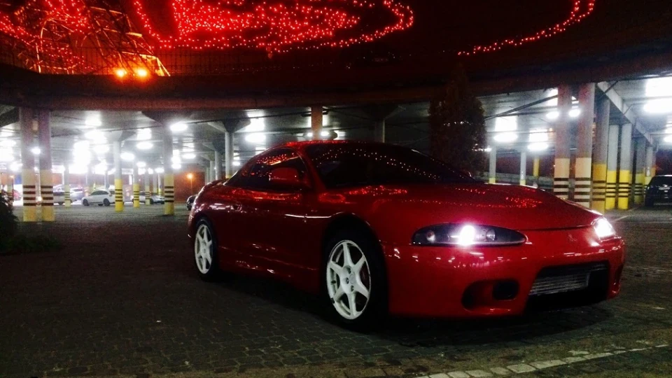 Mitsubishi Eclipse Турбо Клепа))