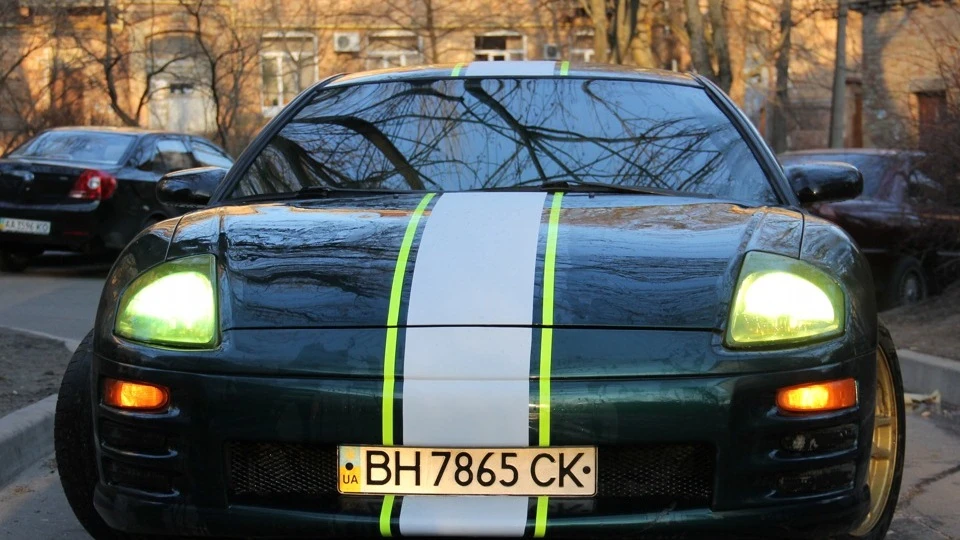 Mitsubishi Eclipse Зелений Шершень