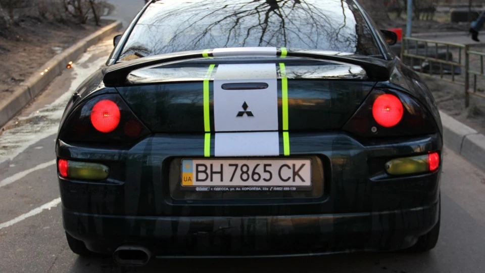 Mitsubishi Eclipse Зелений Шершень 2
