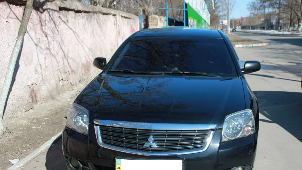 Mitsubishi Galant 4