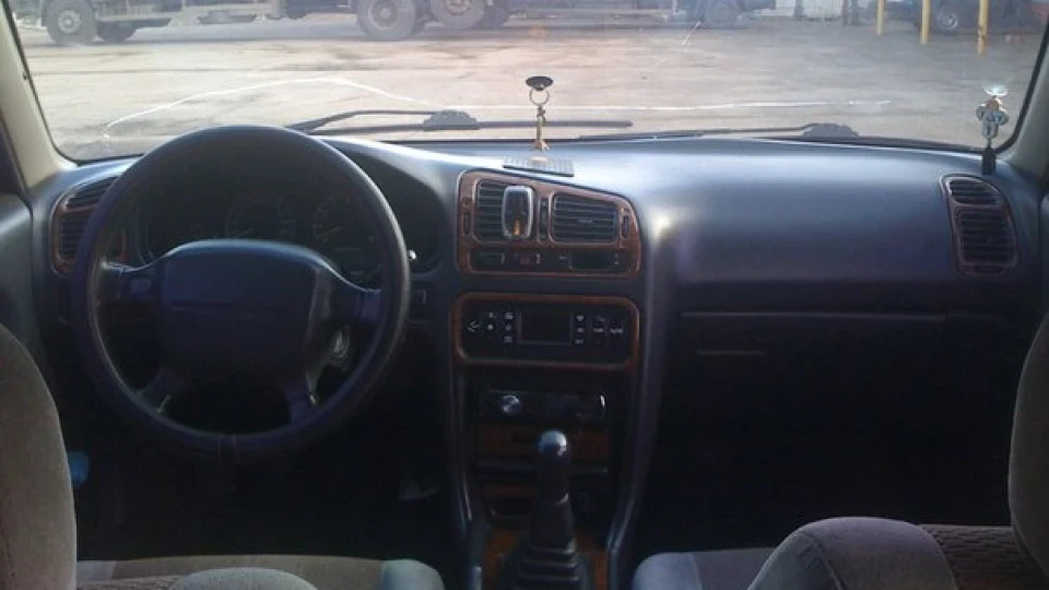 Mitsubishi Galant 3