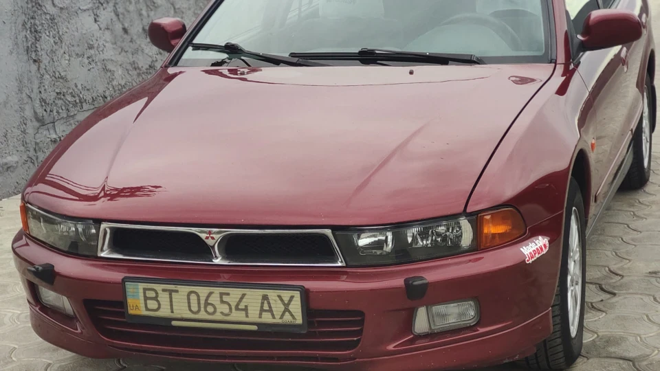 Mitsubishi Galant 3