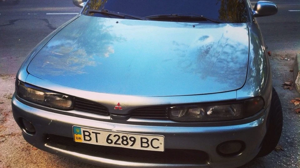 Mitsubishi Galant