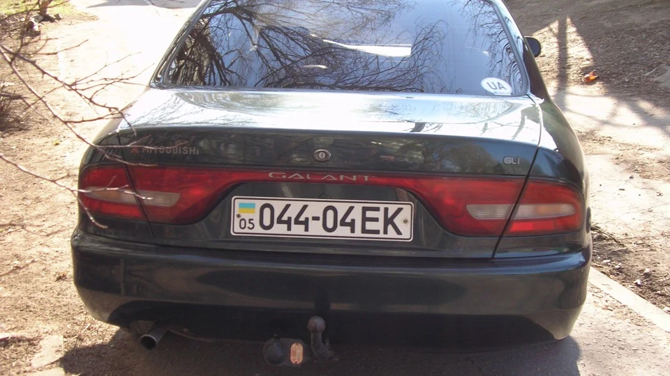 Mitsubishi Galant 3