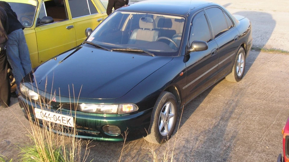 Mitsubishi Galant 5