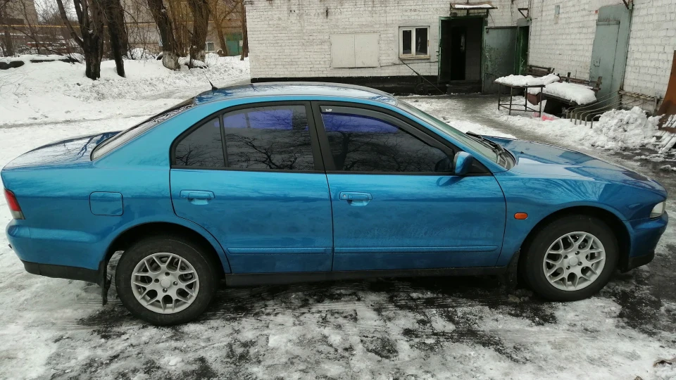 Mitsubishi Galant 5