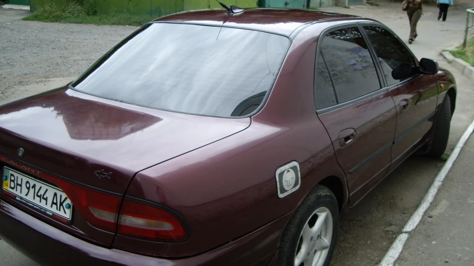 Mitsubishi Galant