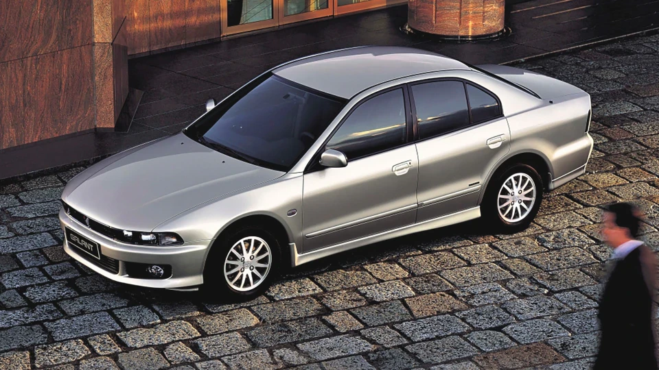 Mitsubishi Galant