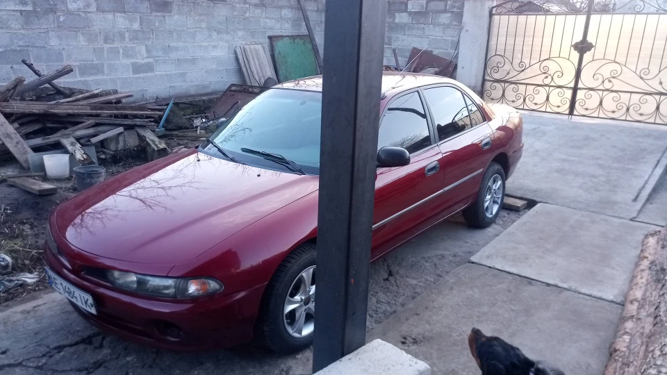 Mitsubishi Galant 3